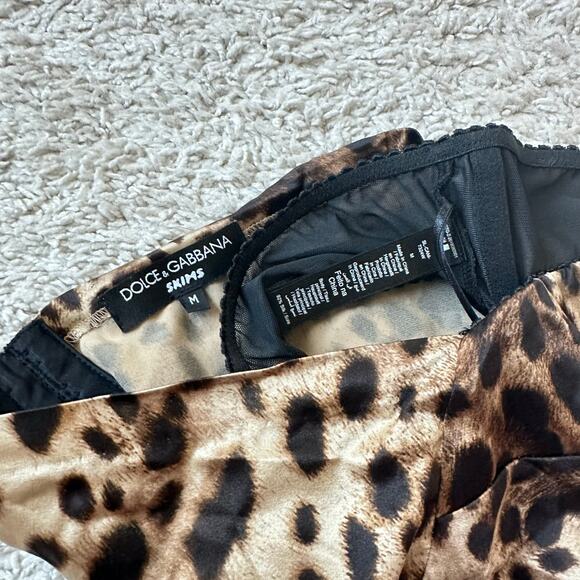 RARE Dolce & Gabbana x SKIMS Silk Leopard Bandeau Size Medium - Picture 6 of 9